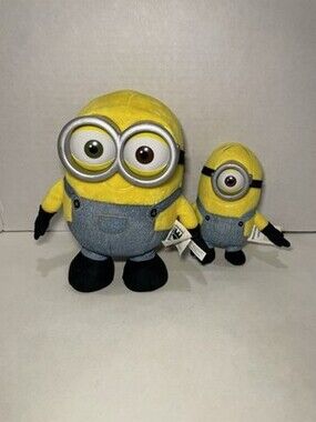Minions Series Plush 8”/ 6" Tall 2 Minions